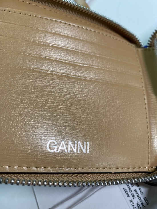 New GANNI Wallet on Strap Leather Royal Blue Zip Around Adjustable Strap - Picture 12 of 15